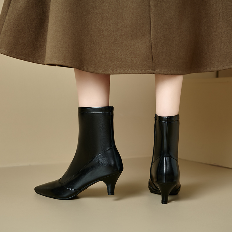 41到48特大码女鞋44高跟45短靴46