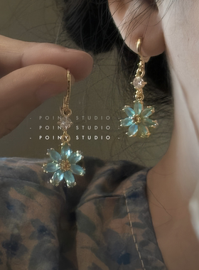 小众设计感蓝绿色花朵耳环女小雏菊耳坠耳饰气质精致百搭耳夹新品