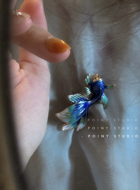小众设计感国风蓝绿色鱼形胸针女高档气质复古金鱼别针衣服配饰