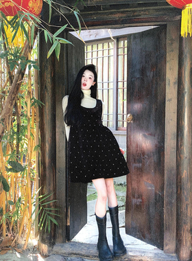 LUVV法式小香风U领背带裙女2025秋季设计感小个子宽松蓬蓬连衣裙