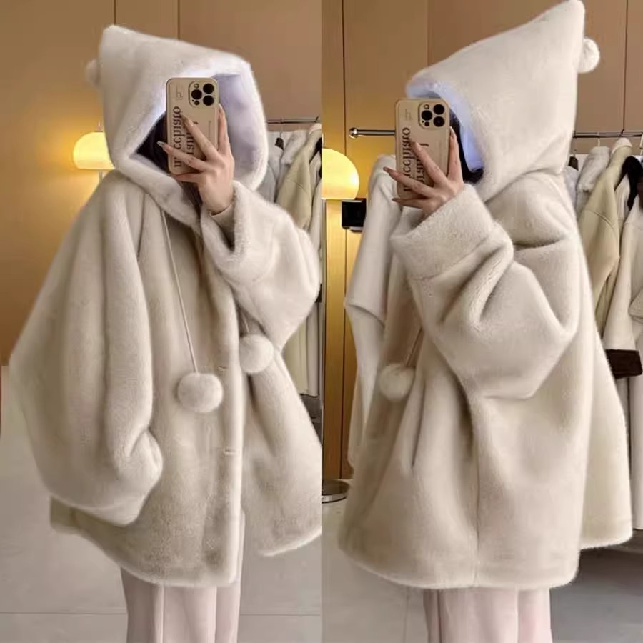 2025新款冬季皮毛一体连帽毛球仿水貂环保皮草宽松加厚毛毛外套