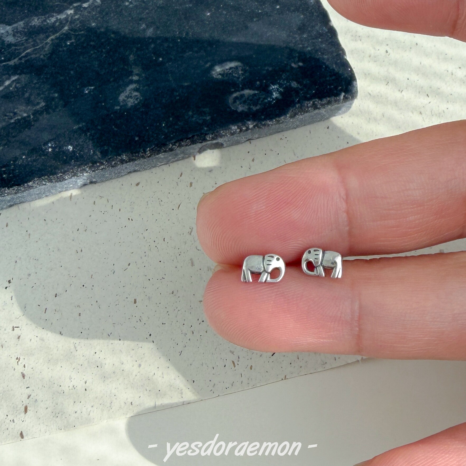 通体925银做旧小象耳钉日常百搭