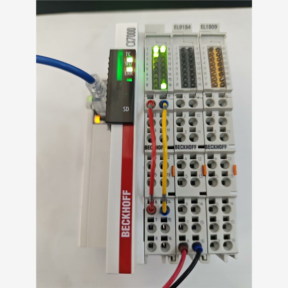 CX7嵌入式控制器配备了