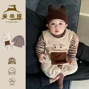 宝宝背带裤两件套可爱婴儿洋气小冬装套装儿童加厚连身哈衣分体服