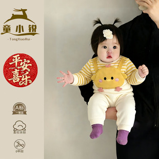 女童春装超萌小月龄外出服春季婴幼儿连体衣巨好看女宝宝连身爬服