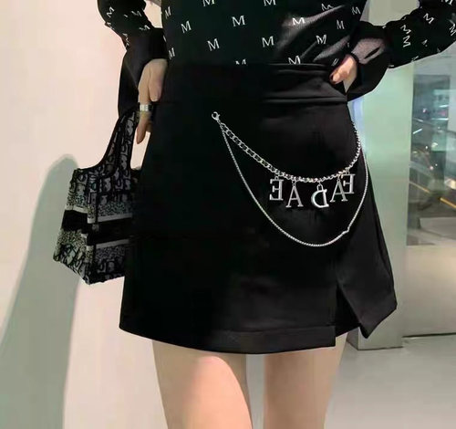 清仓2026年夏季女装通勤高腰精致字母链条A字阔腿牛仔短裤裙裤TOP