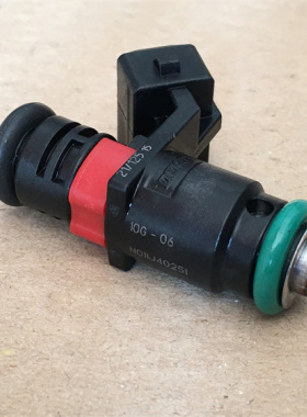 适用三友摩托车150C喷油嘴 喷射器国产杂牌150CC 叶盛系统3孔喷嘴