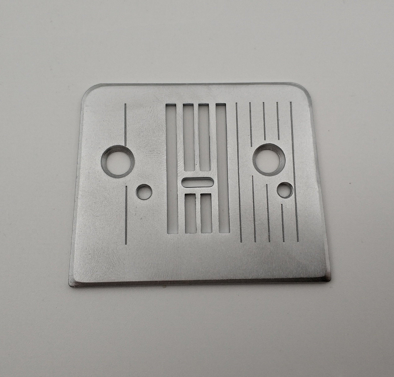 兄弟缝纫机针板XL5600
