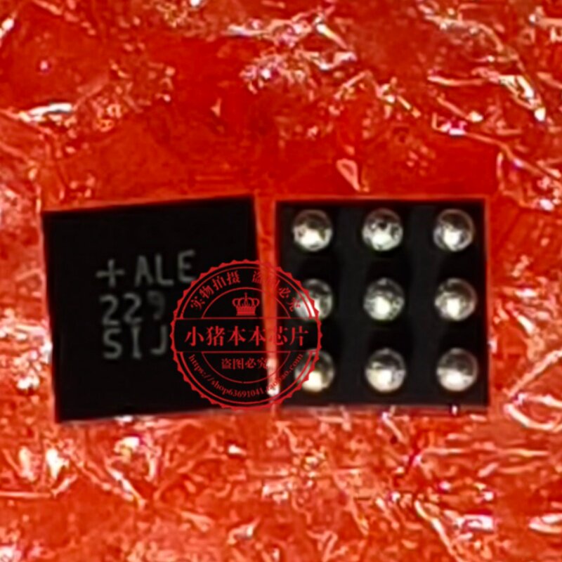 全新原装 MAX15053BEWL+TG7 丝印ALE MAX15053BEWL 150538EW  BGA - 实物图