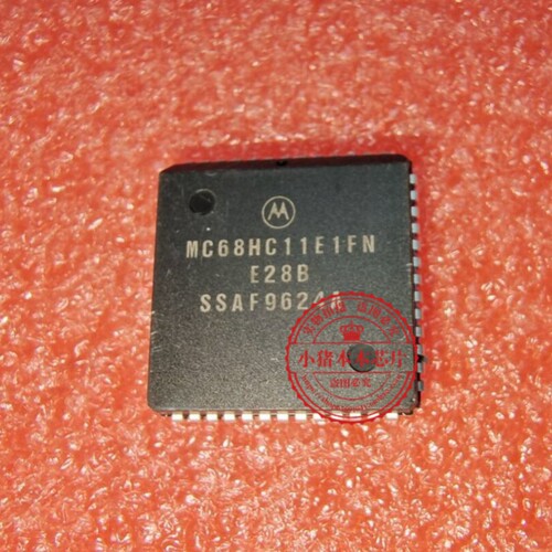 MC68HC11E1FN    MC68HC11EIFN    贴片PLCC52脚 微控制器芯片IC