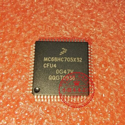 MC68HC705X32CFU4     68HC705X32CFU4 QFP64   新的  一个起拍