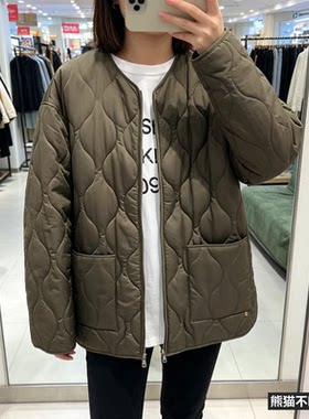 军绿色菱格纹保暖圆领拉链棉服女