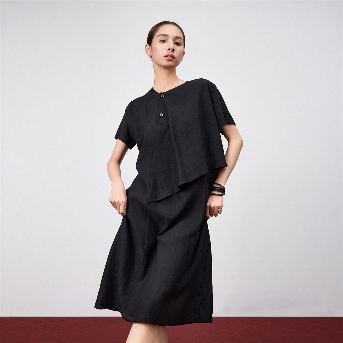 不规则连衣裙女夏高级感赫本风