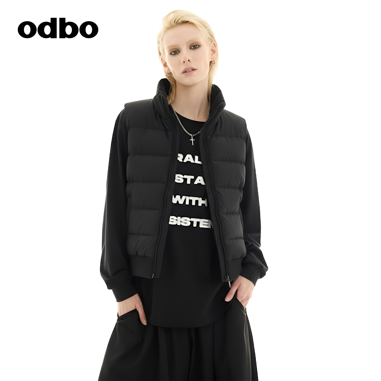 odbo/欧迪比欧立领羽绒马甲女秋冬新款修身百搭无袖坎肩棉服外套