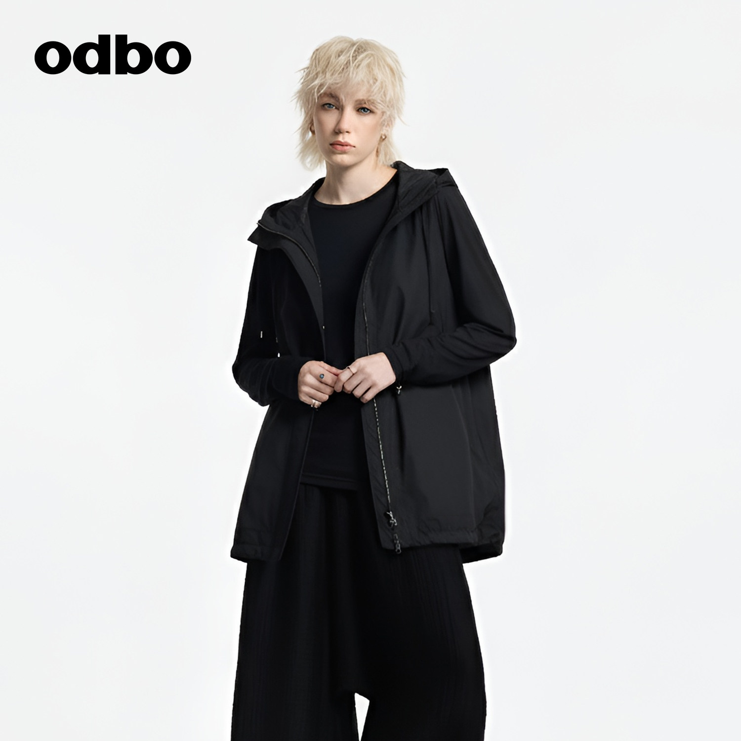 odbo/欧迪比欧连帽羽绒服女秋冬新款中长款休闲保暖外套防寒服