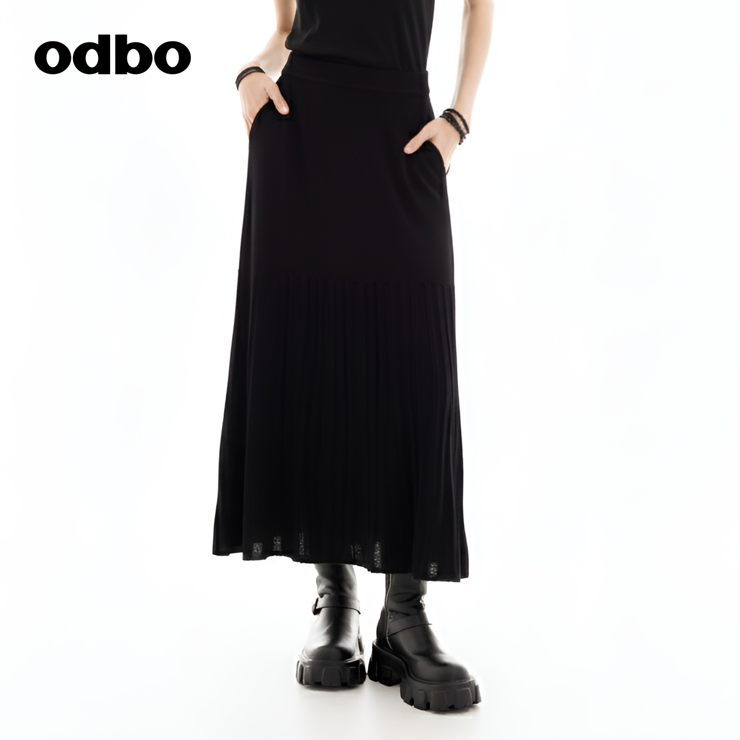 odbo/欧迪比欧高腰显瘦半身裙女秋冬新款百搭A字裙中长款针织裙