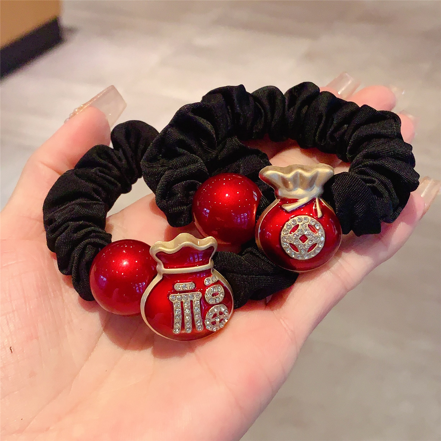 高级感洋气时尚新年红色福袋发圈