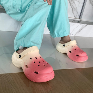 运动风高级感炫酷拼色夏季女士凉拖鞋软厚底时尚新款ins潮洞洞鞋