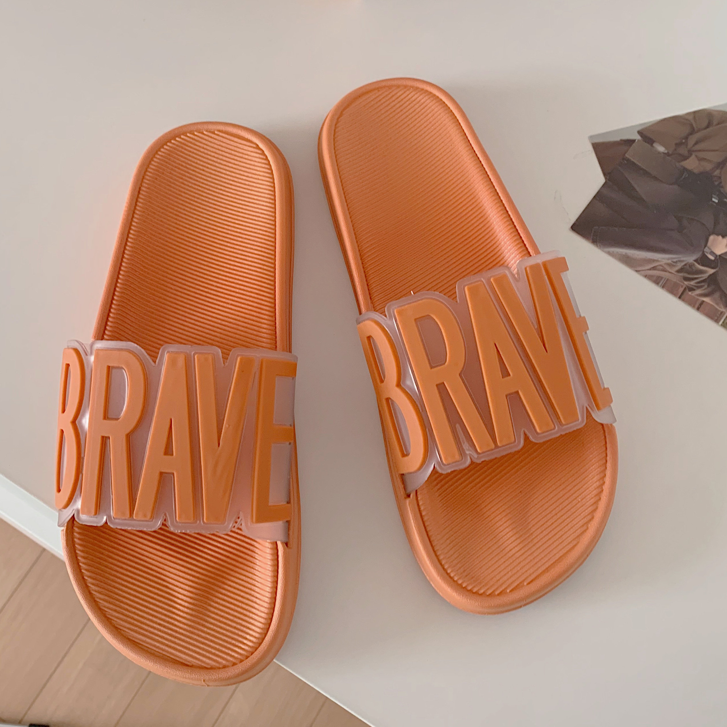 室内创意韩版夏季女士居家防滑百搭凉拖立体字母个性外穿软底拖鞋