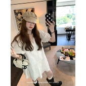 aaaaxbbb 米白连衣裙减龄V领纯棉短裙 花朵刺绣泡泡袖 八月 长笛