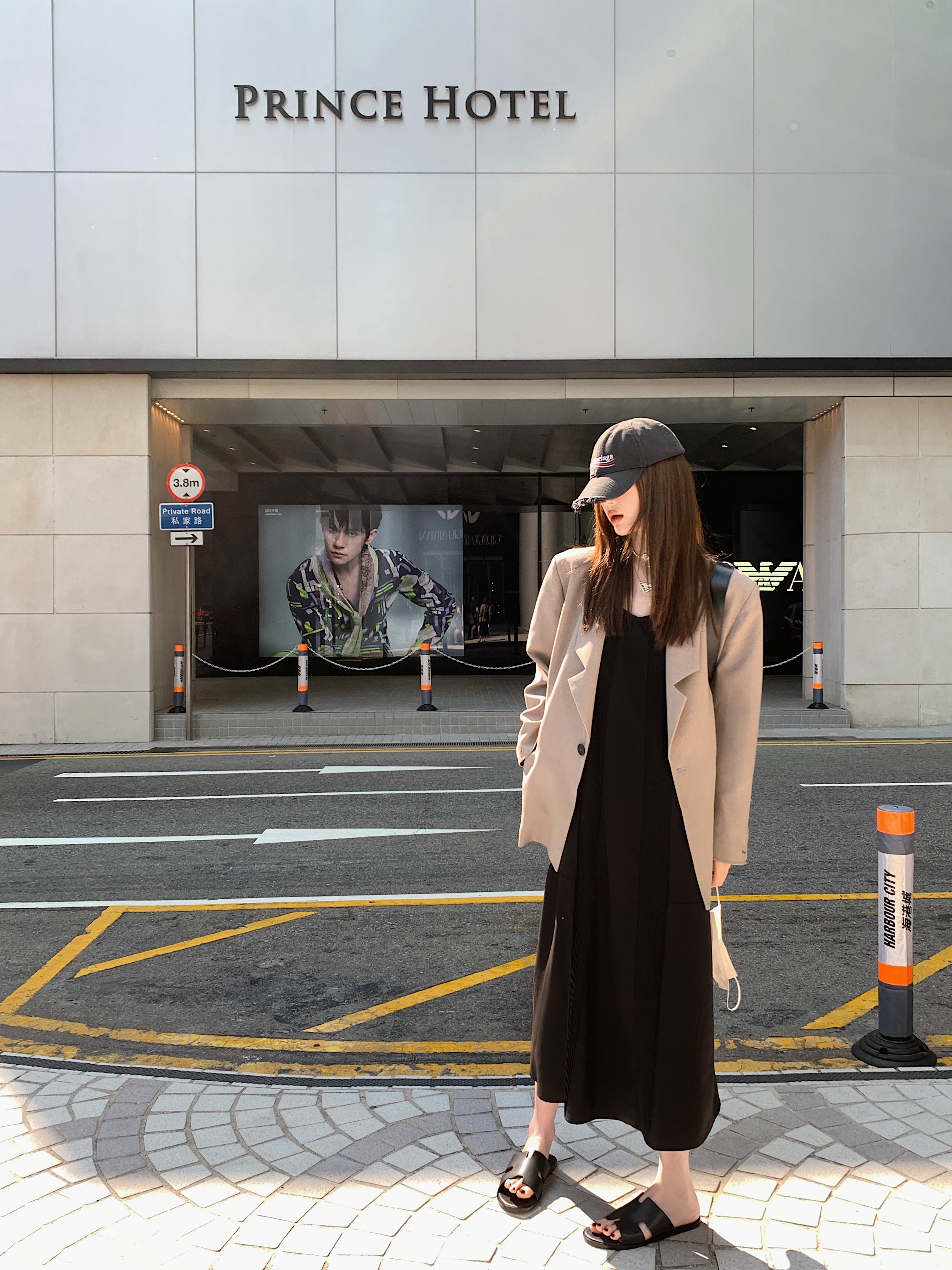 宽松设计款咖色西装外套