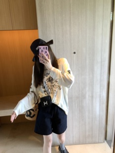 防晒休闲宽松圆领上衣 童趣涂鸦印花长袖 aaaaxbbb邦德街City walk