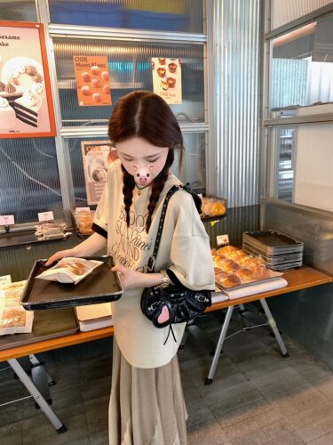 男友风字母印花T恤针织