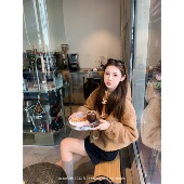 aaaaxbbb 上衣 时尚 科斯塔异托邦 驼色绒绒羊毛牛角扣外套女短款