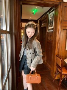 aaaaxbbb 琥珀松林 短款长袖羊毛呢外套女高级感秋冬时髦上衣