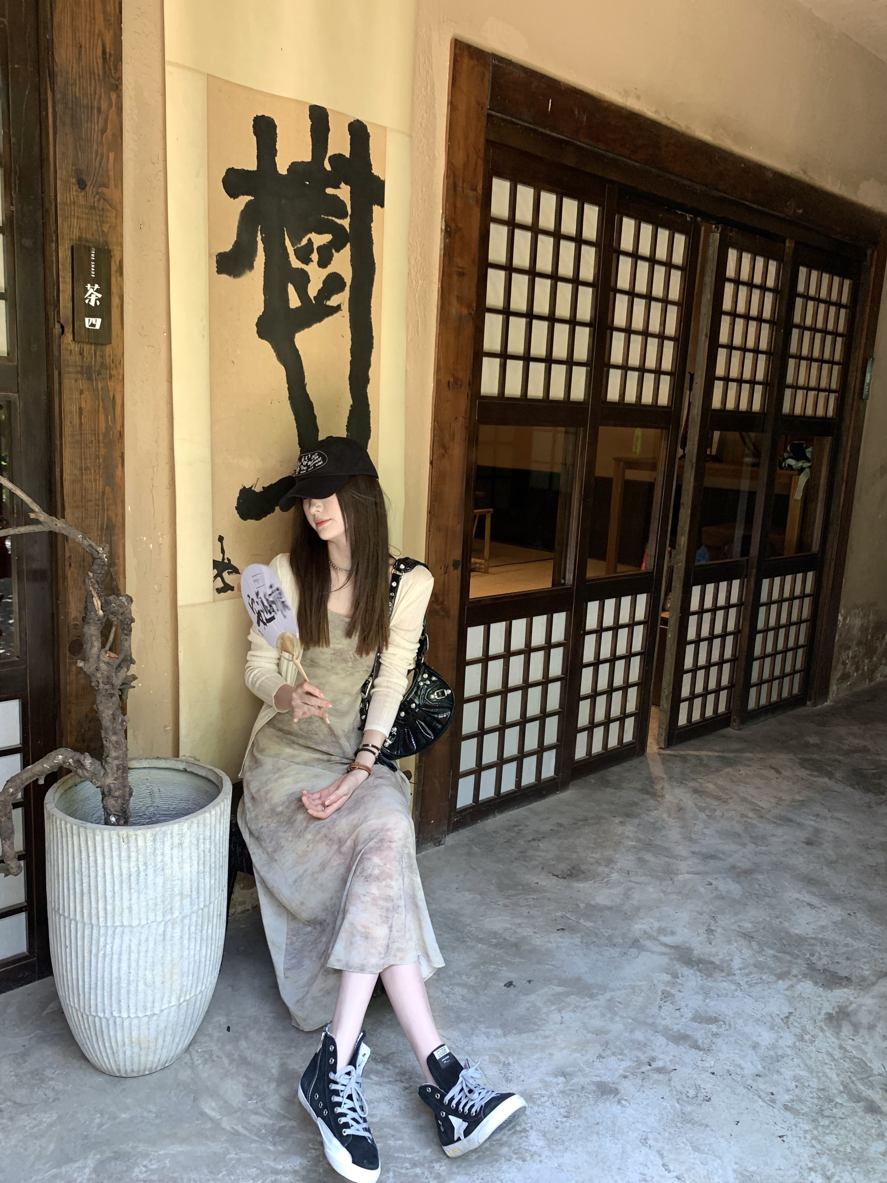 aaaaxbbb蒙德里安遐想 羊毛桑蚕丝针织开衫复杂面料薄款小众外套使用感如何?