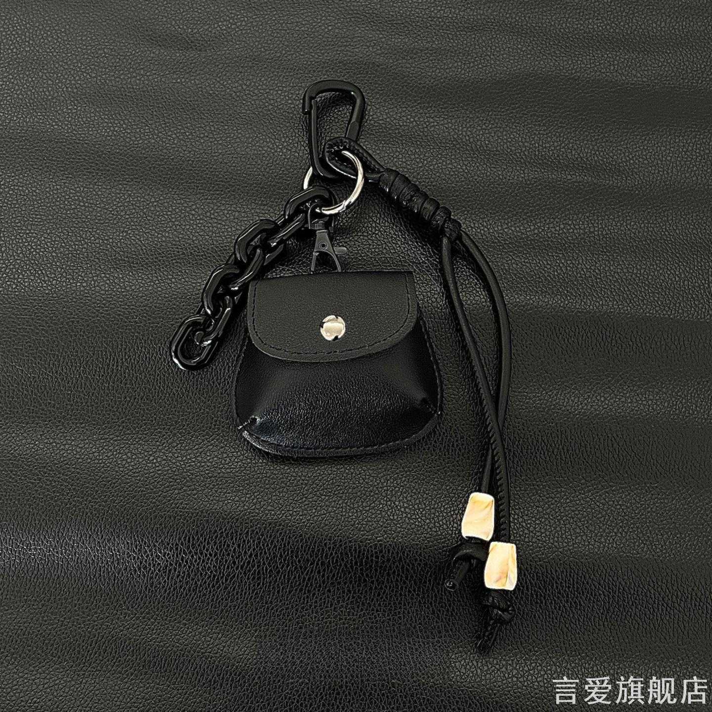 暗黑潮酷迷你PU耳机包粗链条编织绳方珠点缀可挂裤腰钥匙挂件配饰