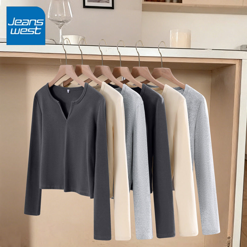 KV真维斯深灰色小V领长袖T恤女2026新款秋款打底衫小个子短款