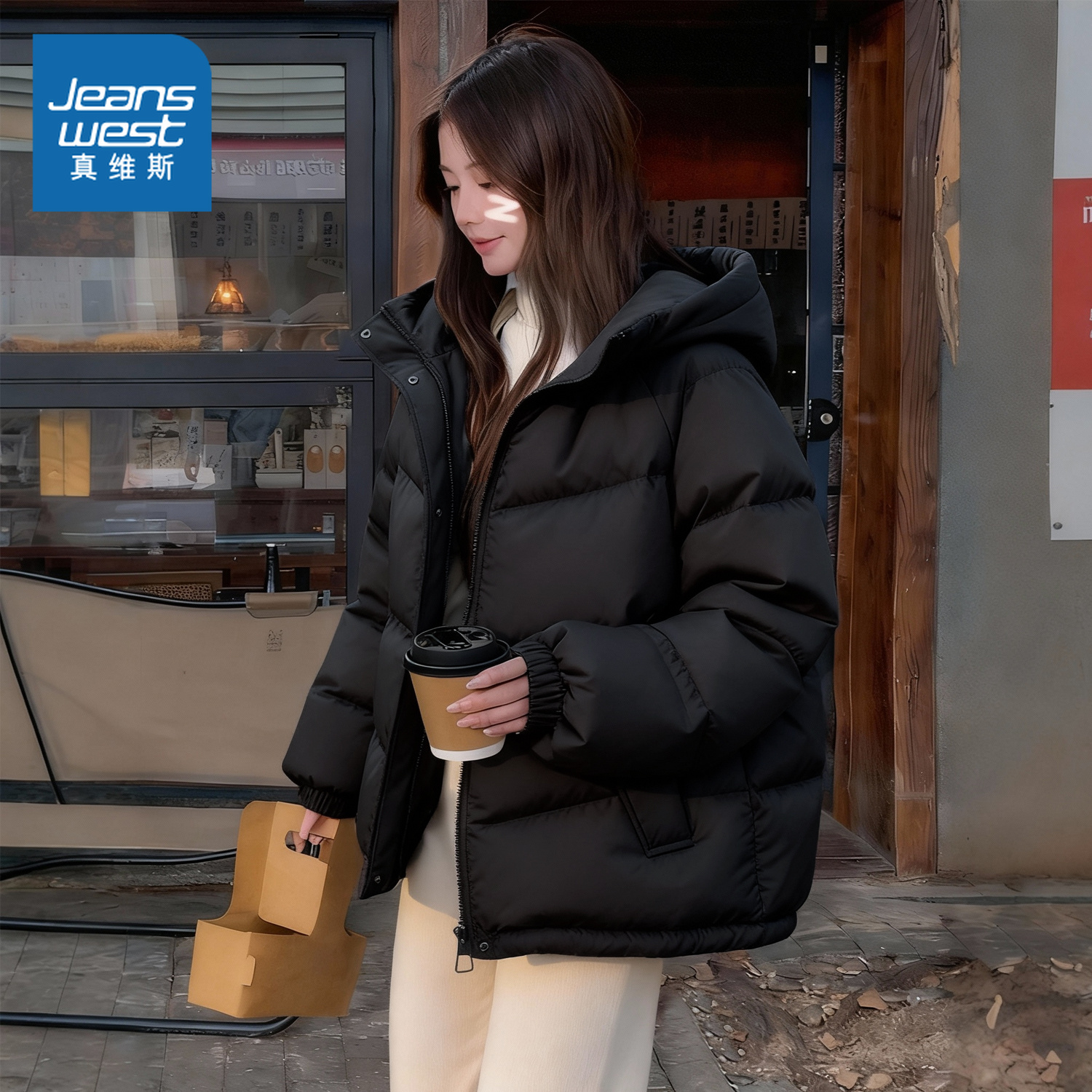 真维斯黑色短款加厚羽绒服女