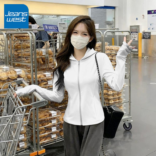 真维斯女修身时尚连帽防晒衣2026年新款