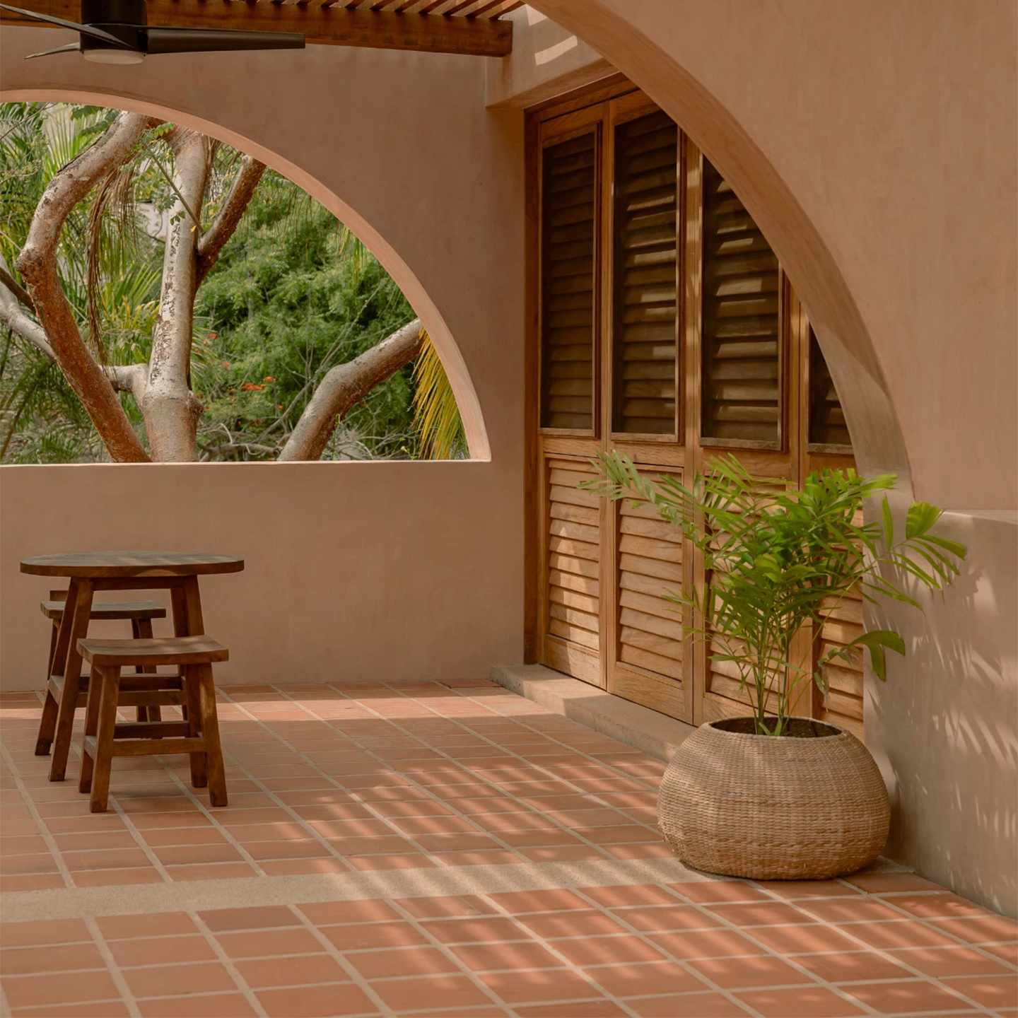 复古风格曲边陶土瓷砖哑光防滑