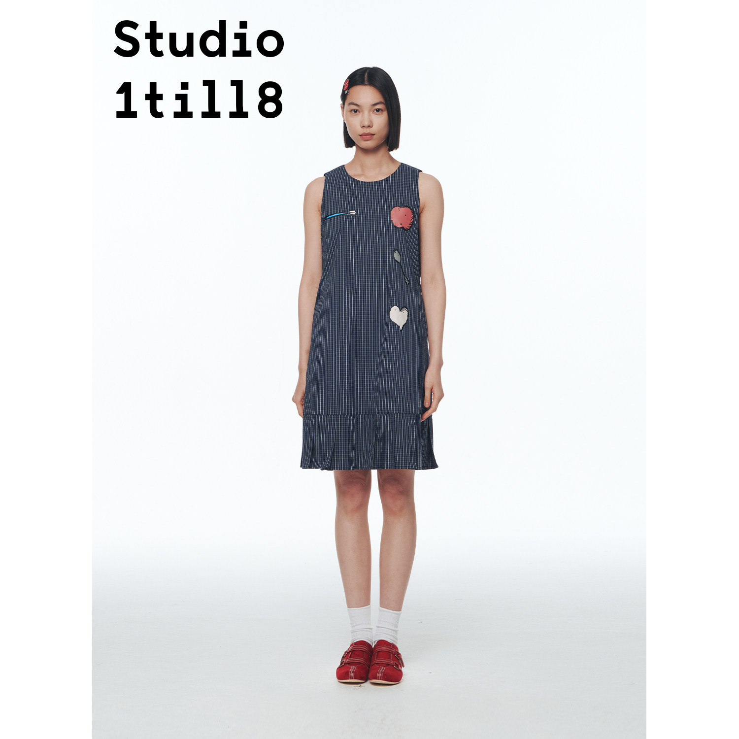 Studio1till8 藏青色格纹 早晚安印花背心裙窄边百褶拼接连衣裙