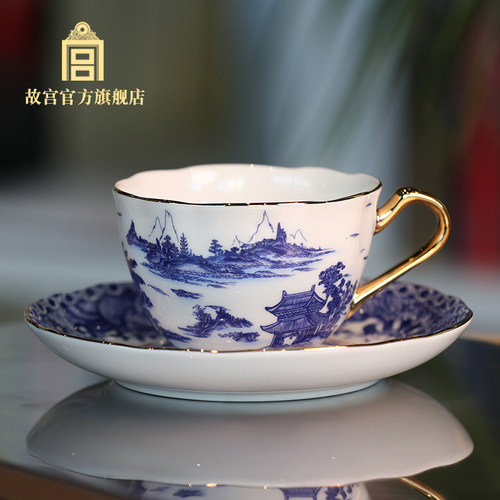 故宫波光千顷雨中青杯碟套装
