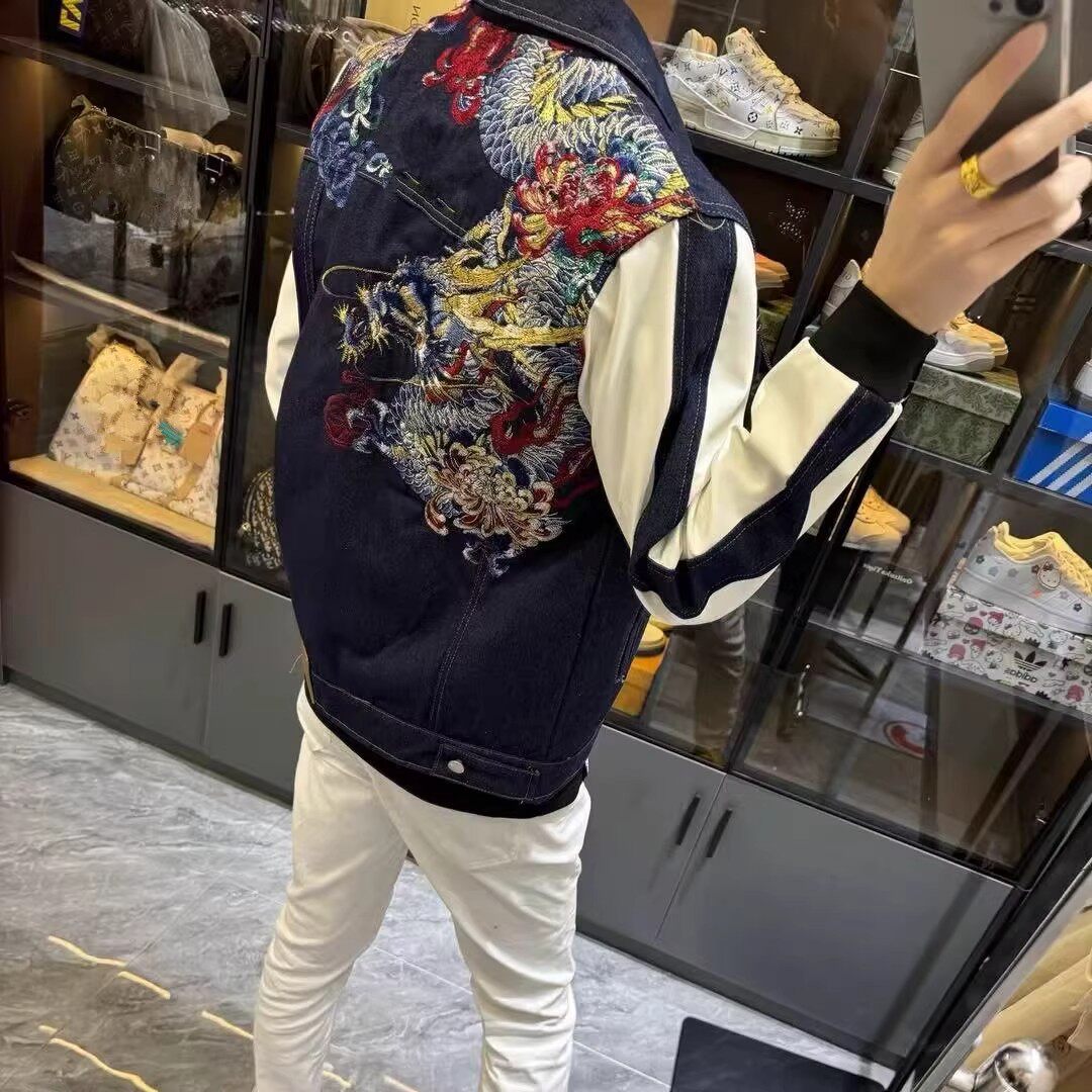 春秋男士轻奢龙刺绣翻领牛仔外套