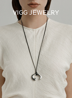 VIGG马蹄坠项链女简约小众设计感2025年新款时尚百搭精致吊坠配饰