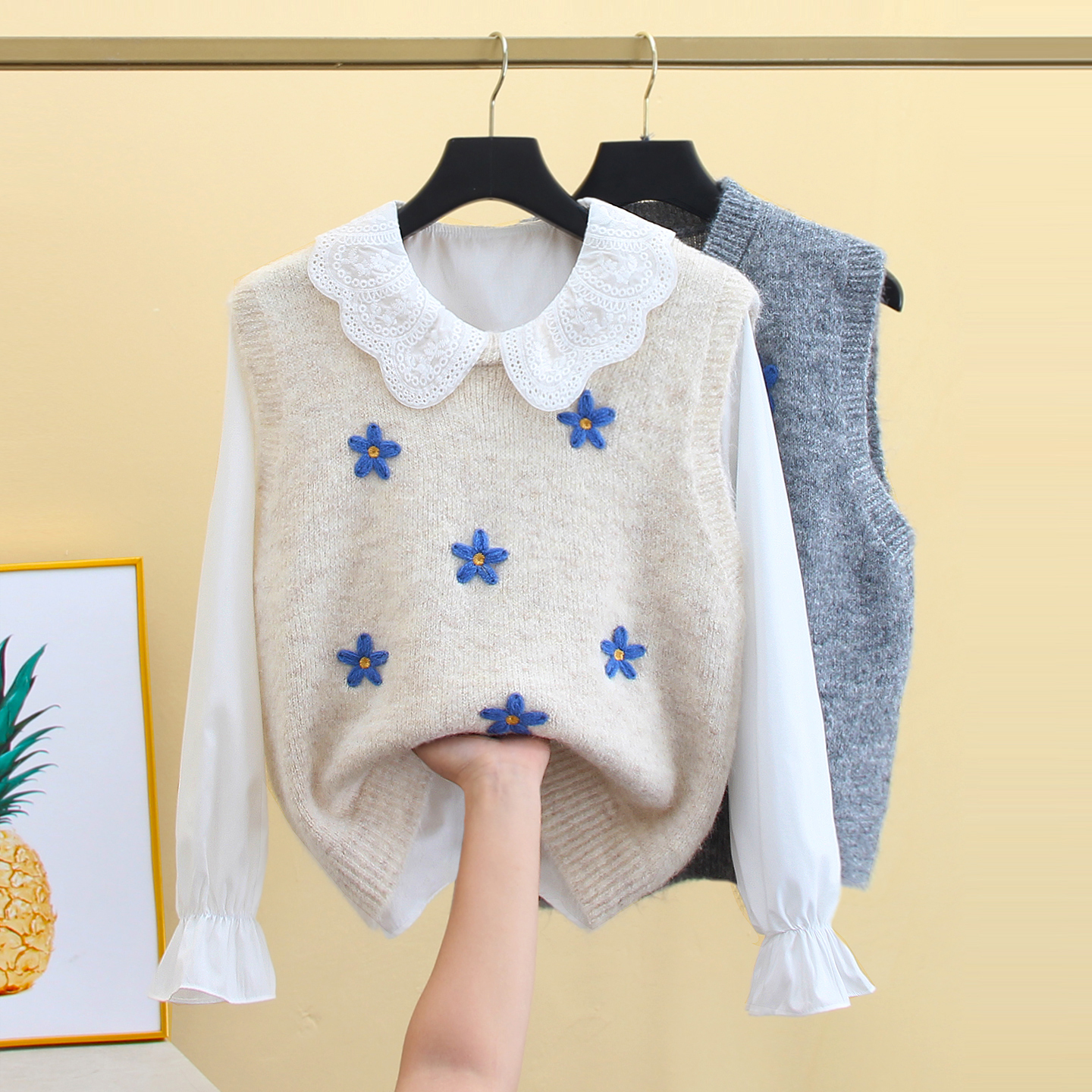 毛衣背心秋冬刺绣针织马甲女坎肩