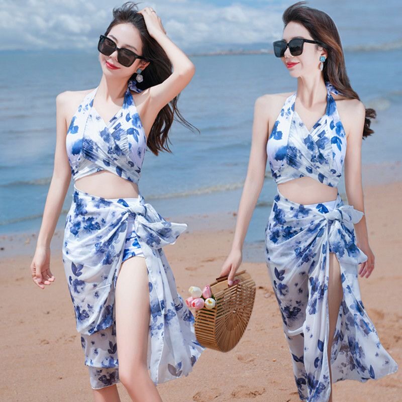 游泳衣女夏分体三件套2026新款小香风显瘦高级感披纱防晒温泉泳装