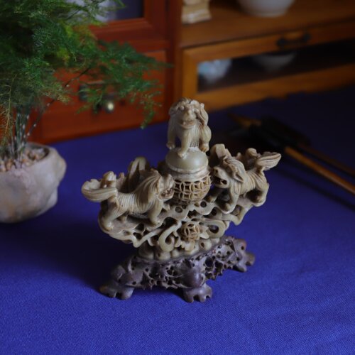 日月堂 玉石貔貅摆件 客厅天然岫玉摆件原石玉雕摆件醒狮镇宅收藏