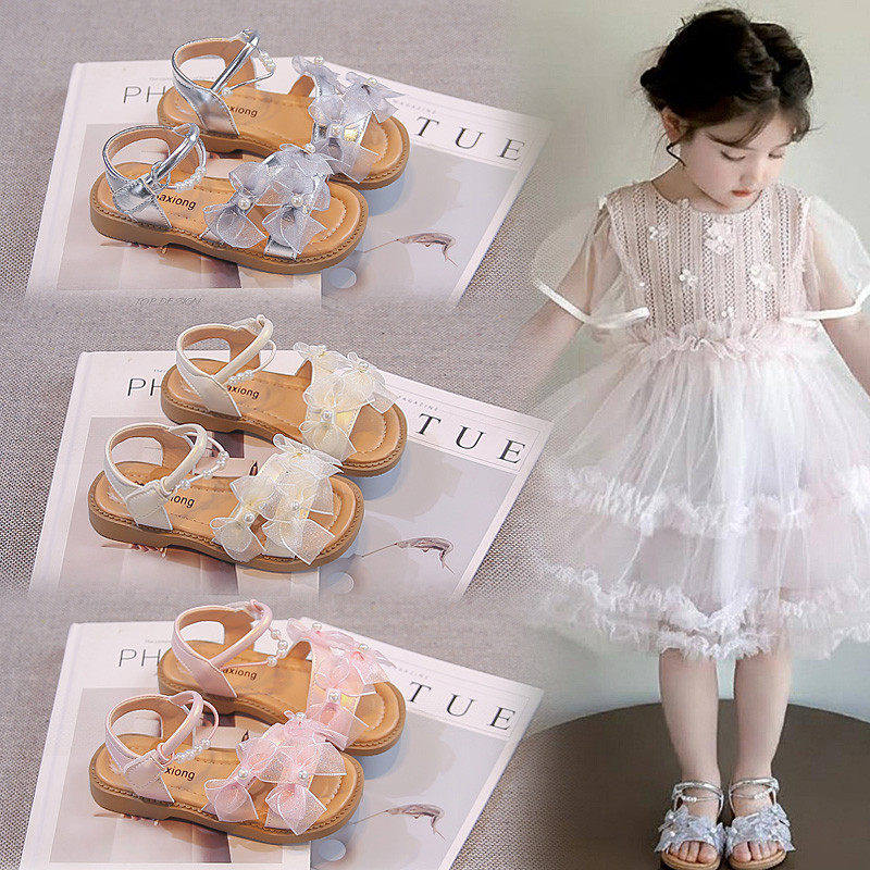 真皮女童凉鞋2026新款夏季公主风演出鞋软底沙滩鞋蝴蝶结露趾凉鞋