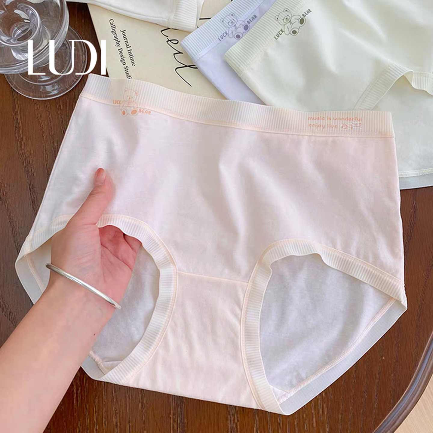 露迪尚品女士舒适少女平角内裤