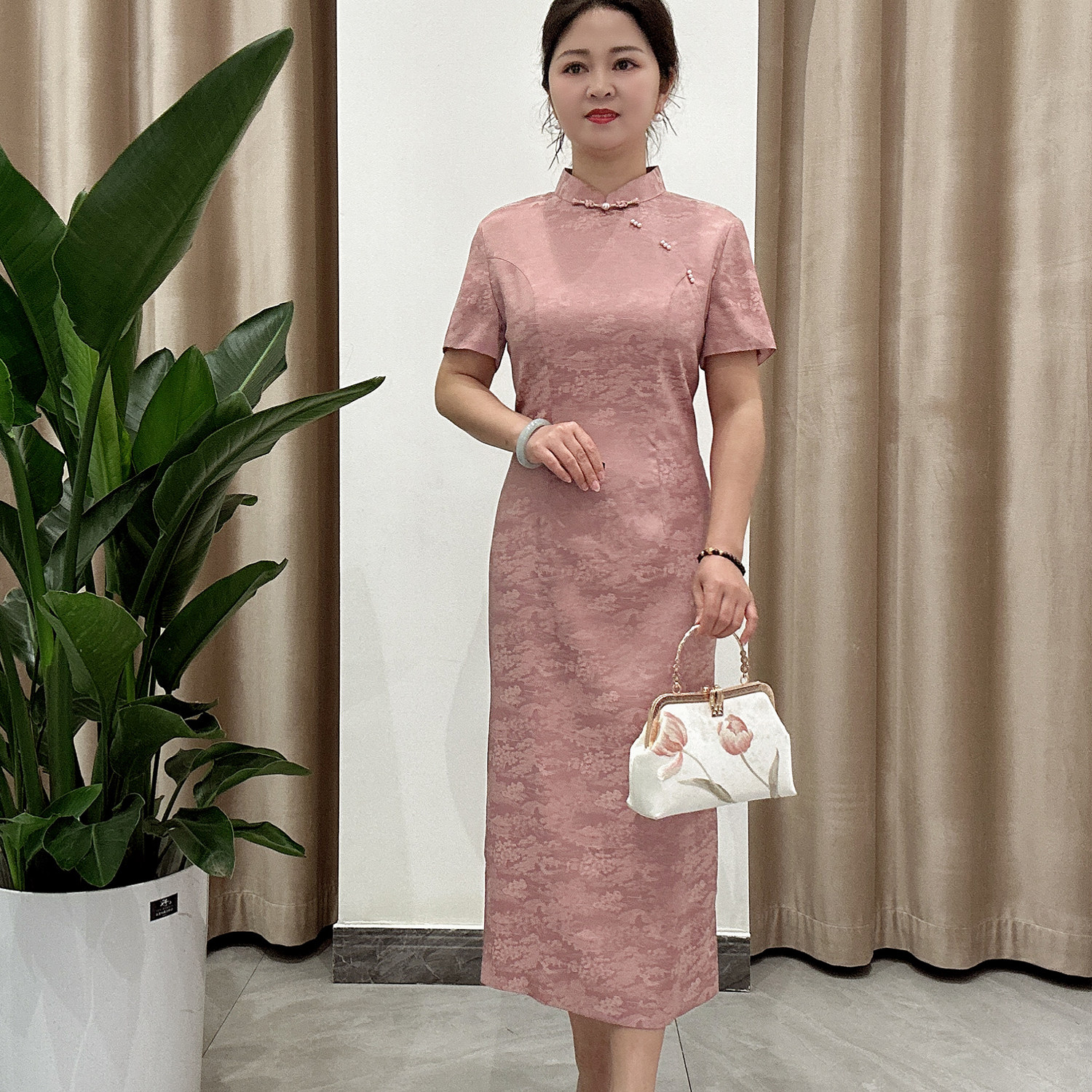 专柜2026春夏高级感提花旗袍新娘妈妈喜婆婆粉色高端修身结婚礼服