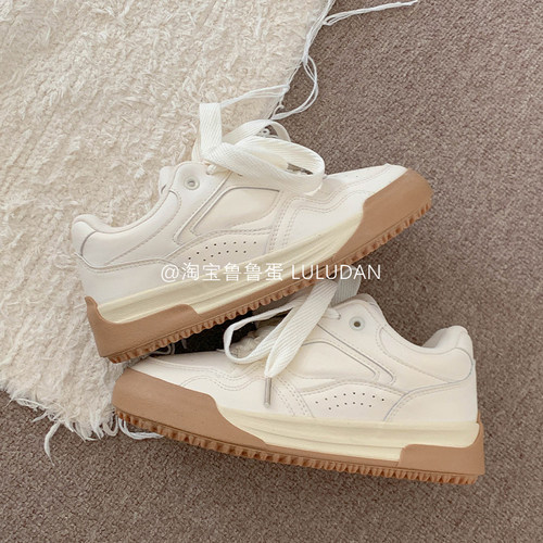 鲁鲁蛋 春款板鞋女款2025新款春秋小众不撞款百搭鞋子厚底小白鞋