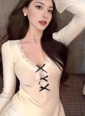 甜辣心机v领蝴蝶结蕾丝花边修身长袖T恤女2026春秋内搭打底衫上衣