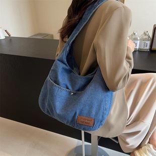 牛仔包包女2025新款 百搭单肩包大容量休闲斜挎包女士通勤包 潮时尚