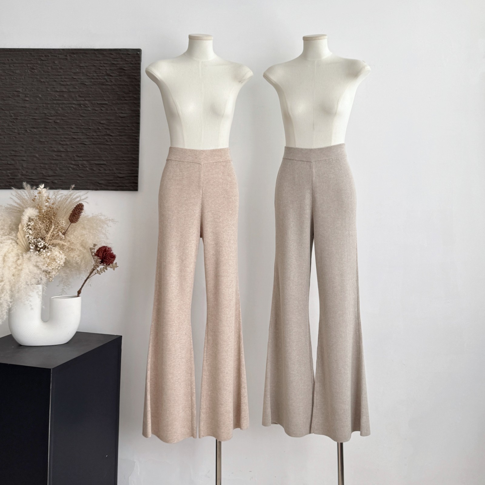 秋冬微喇针织羊毛裤女