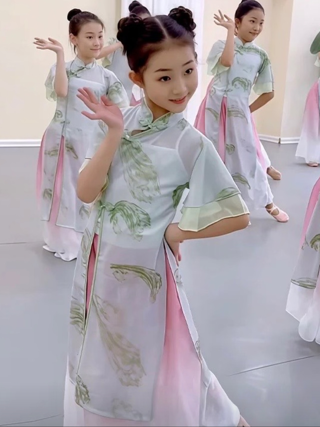 新款春三月演出服纱衣练功服中国舞表演服小月儿古典舞蹈旗袍套装